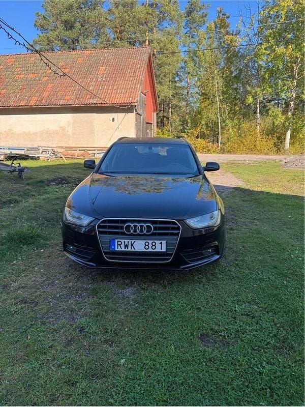 Svart Begagnad 2014 Audi A4 Kombi | 75 000 kr (Superpris) - Bild 1/4