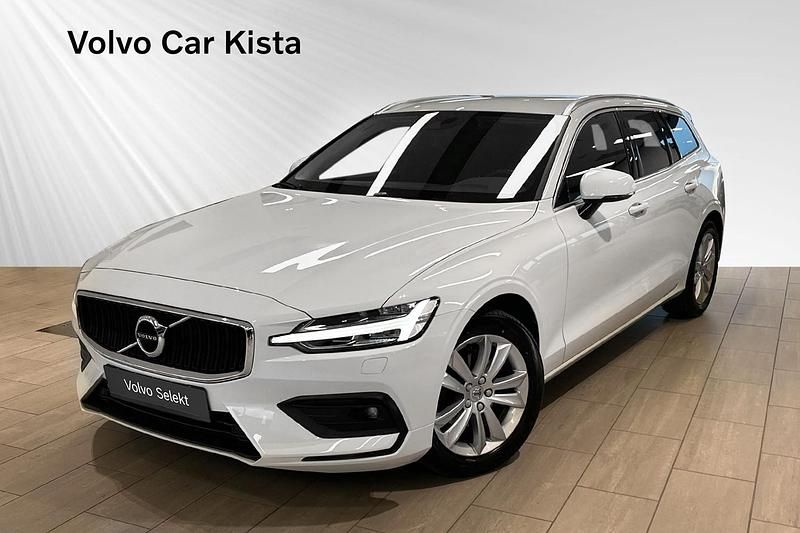 Vit Begagnad 2021 Volvo V60 Momentum Kombi | 304 400 kr (Superpris) - Bild 1/3