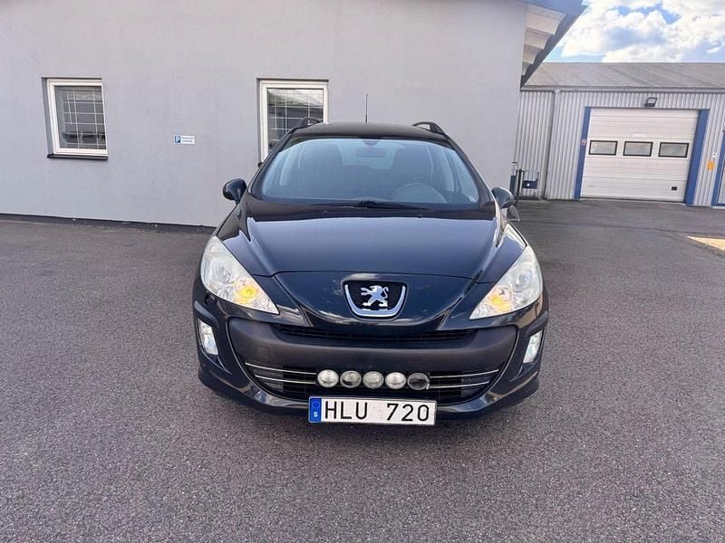 Mörkgrå Begagnad 2011 Peugeot 308 Kombi | 39 900 kr (Marknadspris) - Bild 1/4