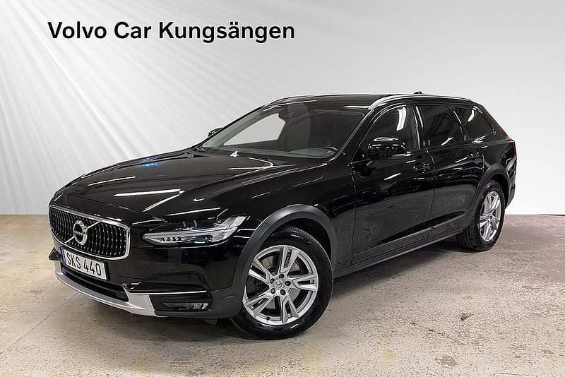 Svart Begagnad 2019 Volvo V90 CC Pro Kombi | 329 900 kr (Bra pris) - Bild 1/4