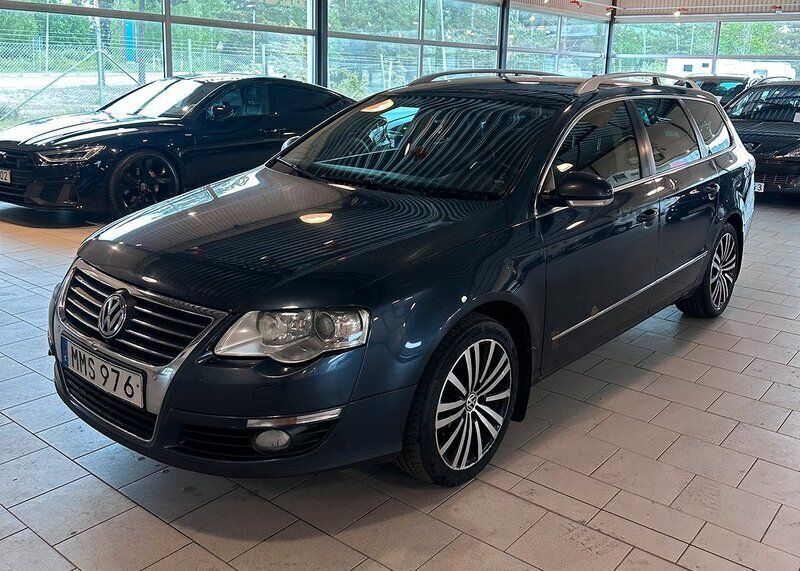 Mörkgrå Begagnad 2007 VW Passat Highline Kombi | 19 900 kr (Marknadspris) - Bild 1/4