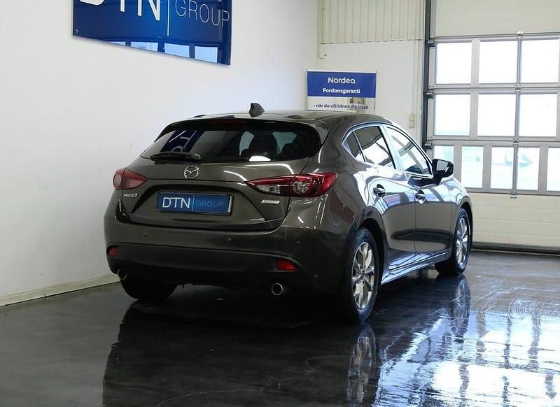 Begagnad Mazda 3 Inclusive 150 HK (110 kW) 2013 Brun