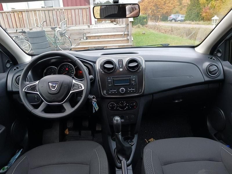 Vit Begagnad 2020 Dacia Sandero Halvkombi | 75 000 kr (Superpris) - Bild 1/4