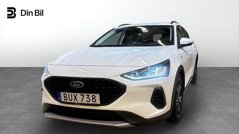 Vit Begagnad 2022 Ford Focus Business Edition Kombi | 179 900 kr (Bra pris) - Bild 1/4