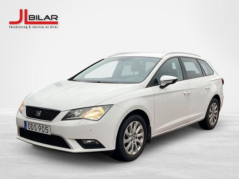 Vit Begagnad 2016 Seat Leon ST Style Kombi | 79 900 kr (Marknadspris) - Bild 1/4
