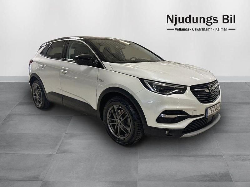 Begagnad Opel Grandland X Ultimate 181 HK (133 kW) 2019 Vit SUV