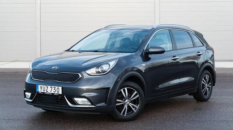 Begagnad Kia Niro Advance 141 HK (103 kW) 2017 Grå SUV