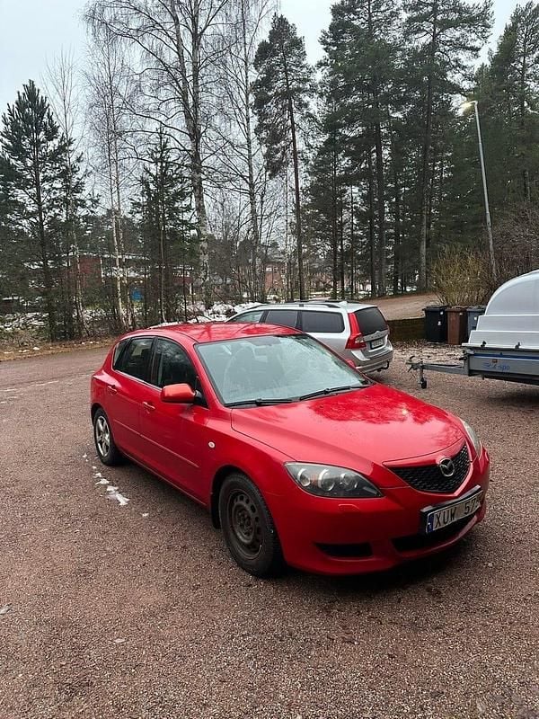 Begagnad 2006 Mazda 3 Inclusive Halvkombi | 5 000 kr (Superpris) - Bild 1/4