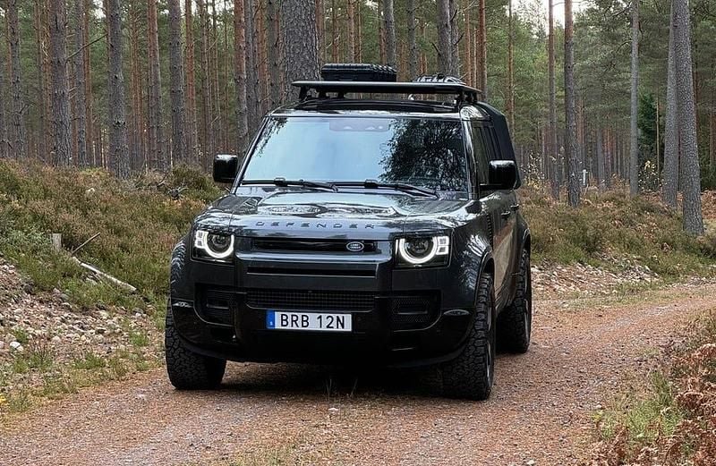 Carpathian grey metallic Begagnad 2024 Land Rover Defender SUV | 1 050 000 kr - Bild 1/4