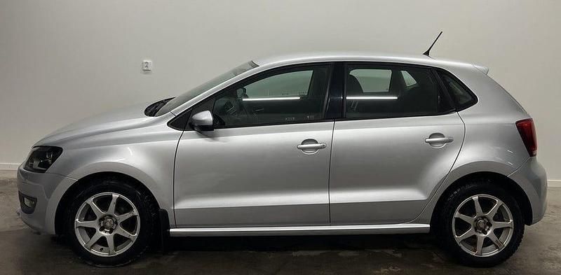 Begagnad VW Polo 86 HK (63 kW) 2010 Silver Halvkombi