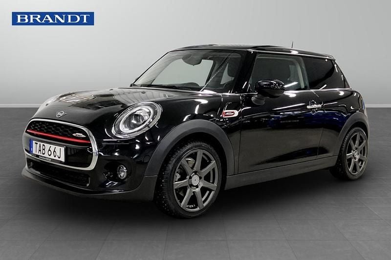 Begagnad Mini Cooper 136 HK (100 kW) 2020 Svart Halvkombi