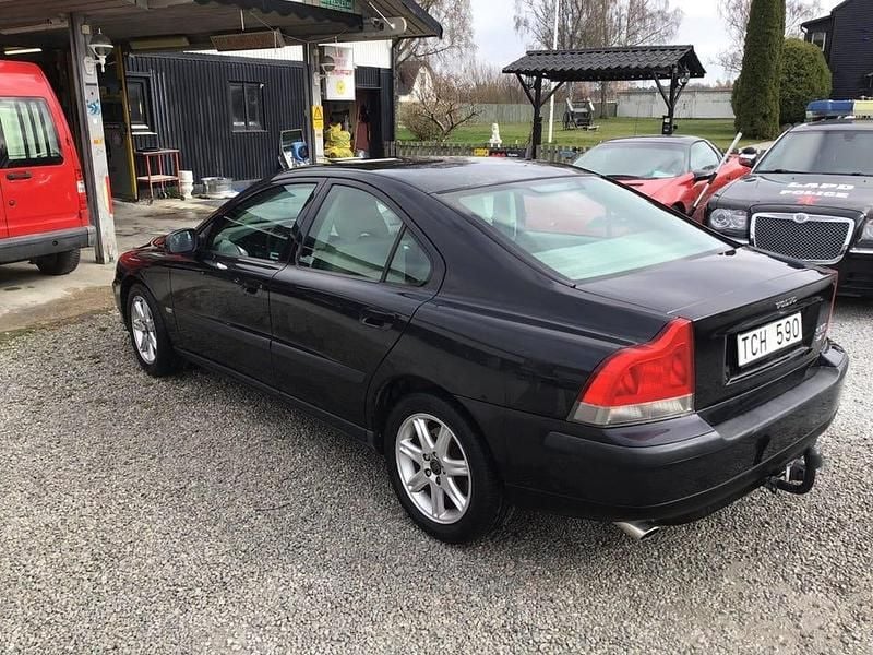 Begagnad Volvo S60 Business Edition 200 HK (147 kW) 2002 Svart Sedan