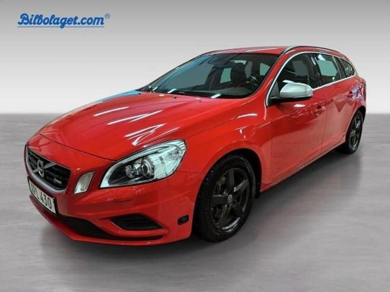 Röd Begagnad 2013 Volvo V60 R-Design Kombi | 129 000 kr (Bra pris) - Bild 1/4