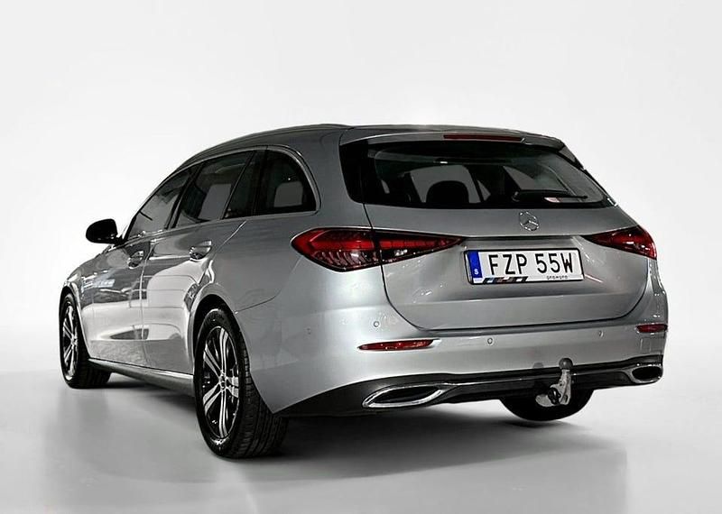 Begagnad Mercedes C200 Avantgarde 163 HK (119 kW) 2022 Silver Kombi