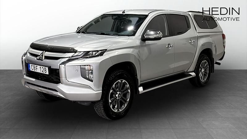 Silver Begagnad 2019 Mitsubishi L200 Pickup | 289 000 kr (Marknadspris) - Bild 1/4