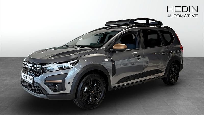 Grå Ny 2025 Dacia Jogger Extreme Kombi | 346 400 kr (Marknadspris) - Bild 1/4