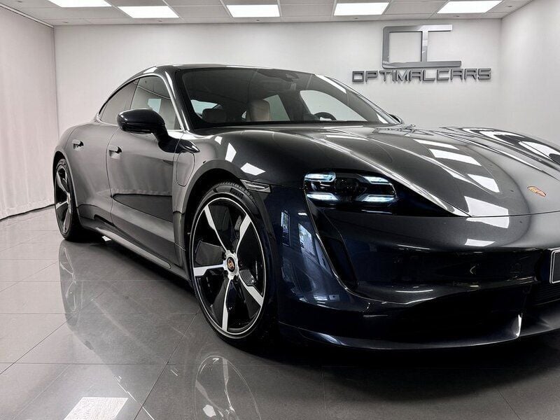 Begagnad Porsche Taycan Turbo 500 kW (680 HK) 2020 Mörkgrå Sedan