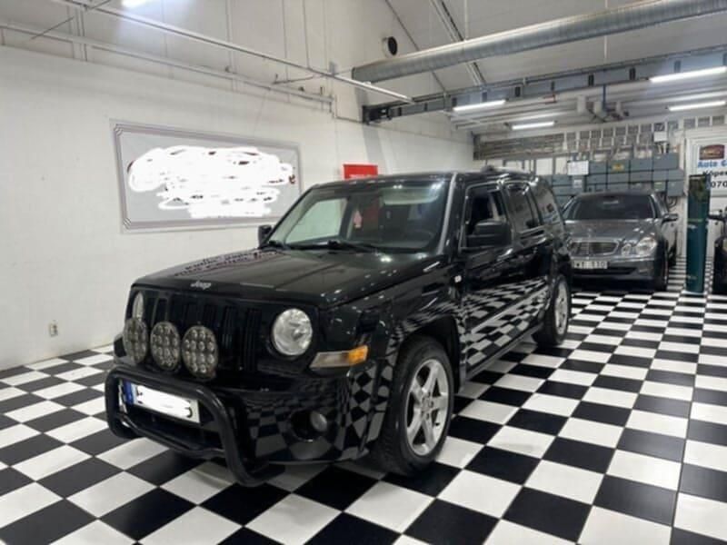 Begagnad Jeep Patriot 140 HK (102 kW) 2008 Metallic SUV