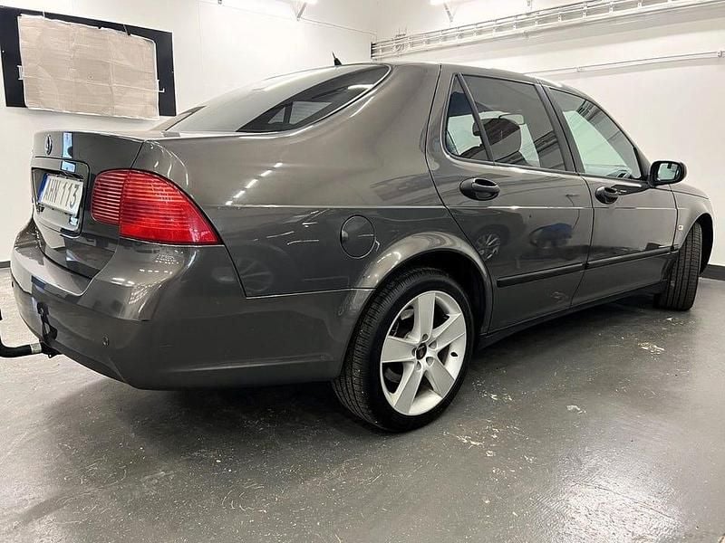 Begagnad Saab 9-5 Linear 150 HK (110 kW) 2007 Mörkbrun Sedan