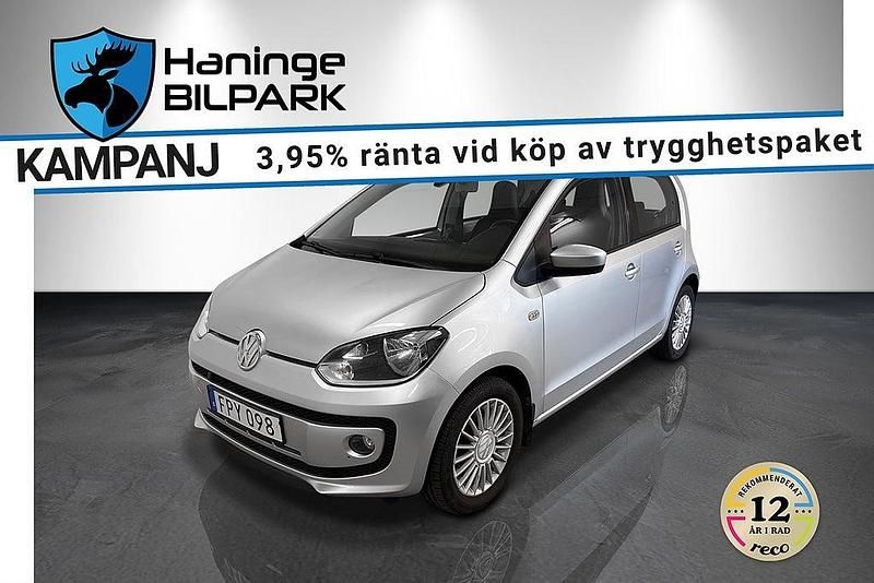 Silver Begagnad 2015 VW up! high up! Halvkombi | 74 995 kr (Marknadspris) - Bild 1/2