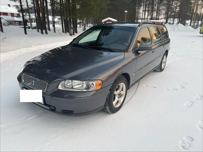 Begagnad 2006 Volvo V70 Kombi | 39 000 kr (Marknadspris) - Bild 1/4