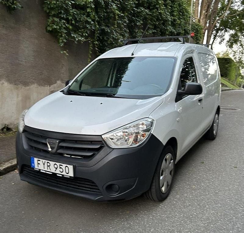 Vit Begagnad 2015 Dacia Dokker Express Van | 55 000 kr (Superpris) - Bild 1/4