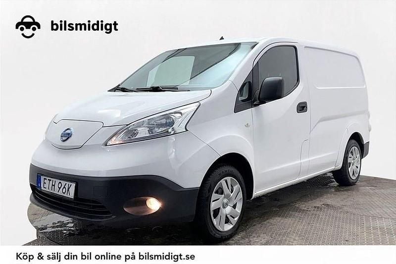 Begagnad Nissan e-NV200 80 kW (109 HK) 2019 Vit Minibuss