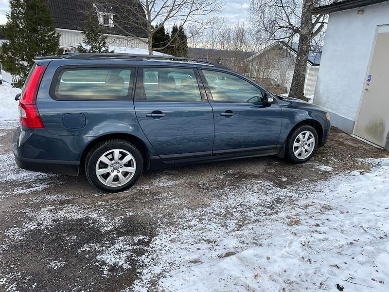 Begagnad Volvo V70 145 HK (106 kW) 2009 Kombi