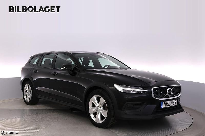 Begagnad 2022 Volvo V60 CC Kombi | 279 800 kr (Bra pris) - Bild 1/4