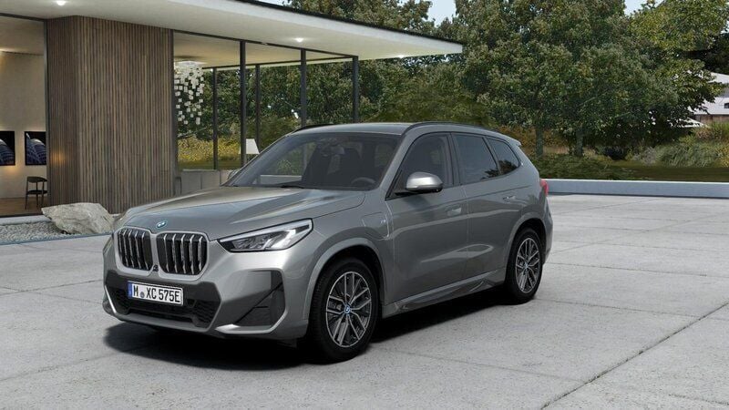 Grå/silver Ny 2024 BMW X1 Efficient Dynamics SUV | 665 800 kr (Dyr) - Bild 1/4