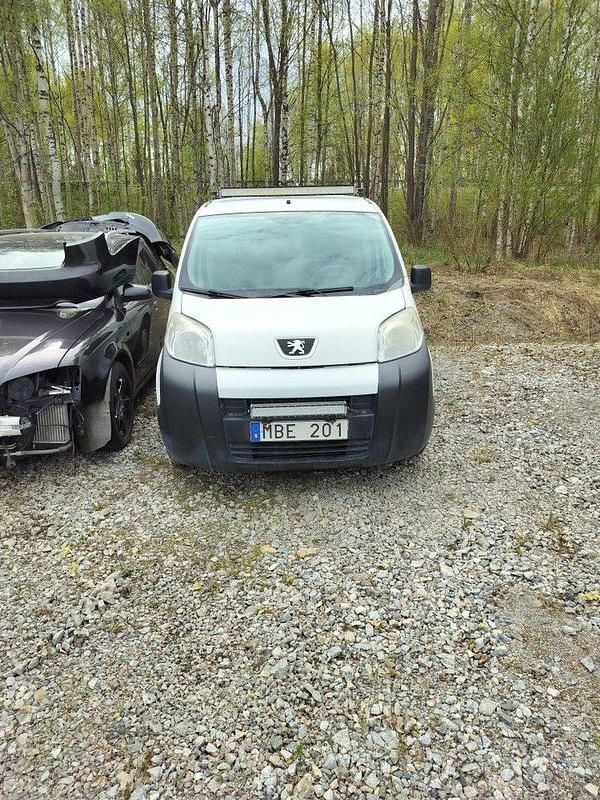 Vit Begagnad 2011 Peugeot Bipper Minibuss | 3 900 kr - Bild 1/3