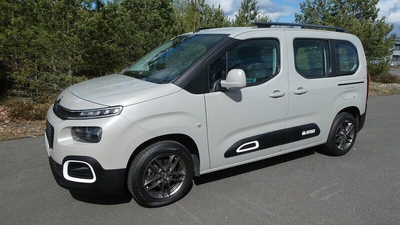 Begagnad Citroën Berlingo 112 HK (82 kW) 2018 Brun Minibuss