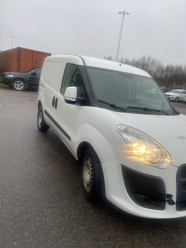 Begagnad 2013 Fiat Doblò Minibuss | 32 000 kr (Bra pris) - Bild 1/4