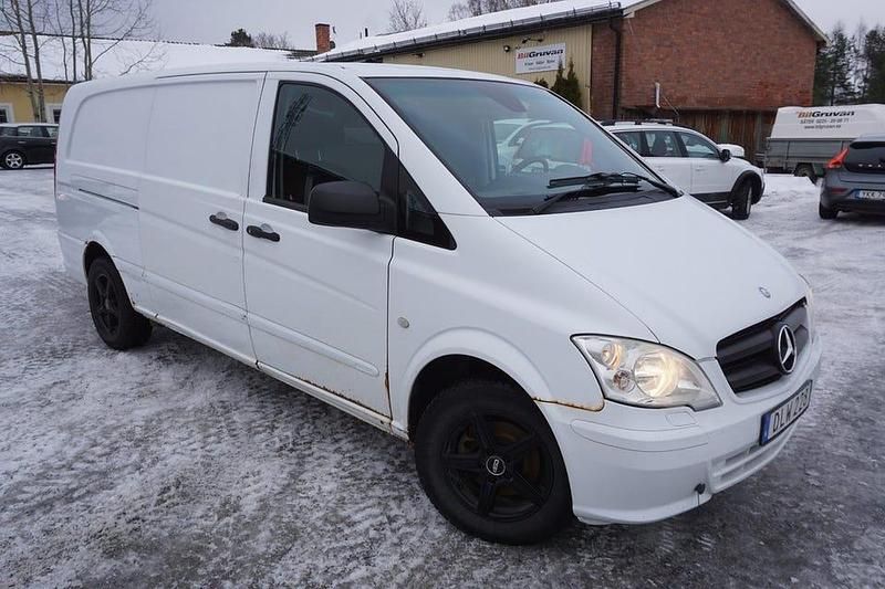 Vit Begagnad 2011 Mercedes Vito Van | 59 900 kr - Bild 1/4