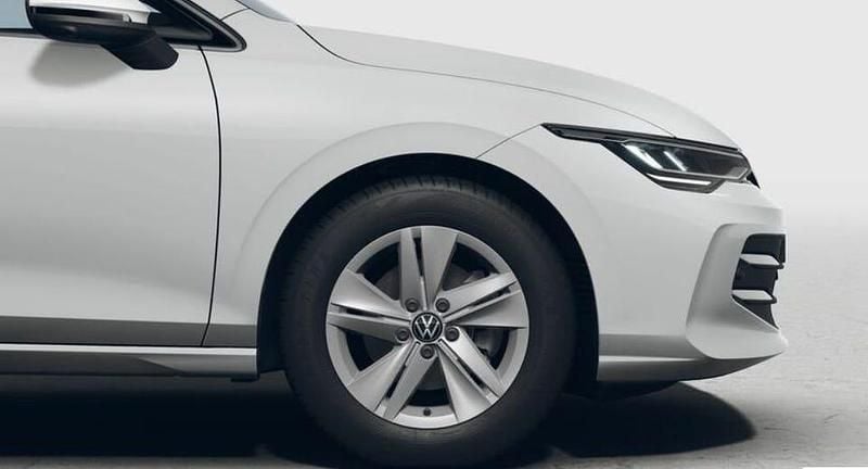 Ny VW Golf VIII Edition 150 HK (110 kW) 2025 Vit