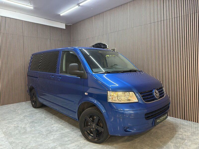 Blå Begagnad 2008 VW Multivan Comfortline Minibuss | 99 900 kr (Lite dyr) - Bild 1/4