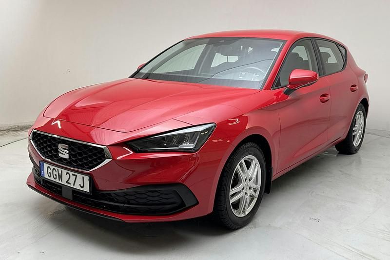 Röd Begagnad 2022 Seat Leon | 179 000 kr (Marknadspris) - Bild 1/4