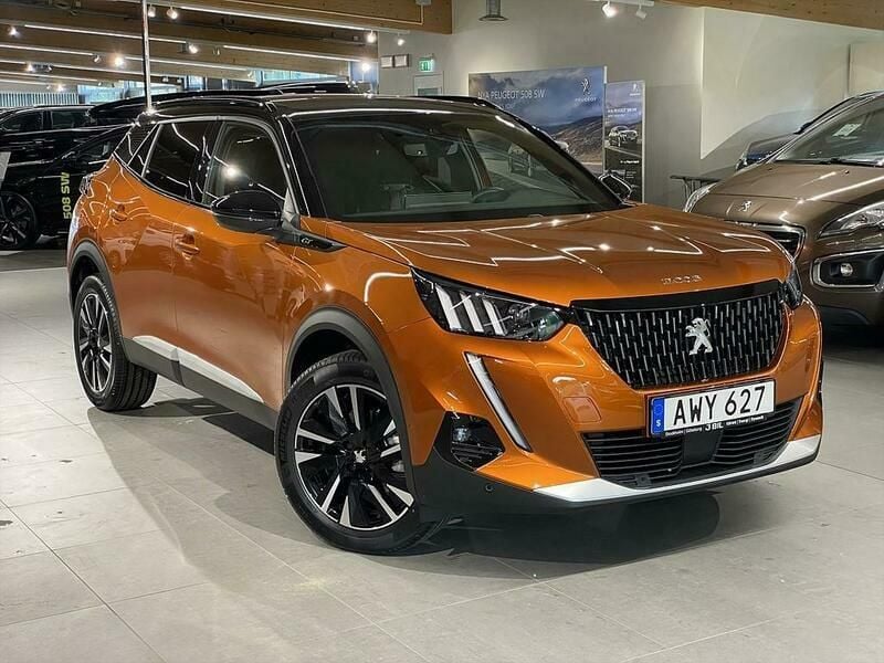 Orange Begagnad 2021 Peugeot 2008 GT SUV | 244 900 kr (Marknadspris) - Bild 1/4