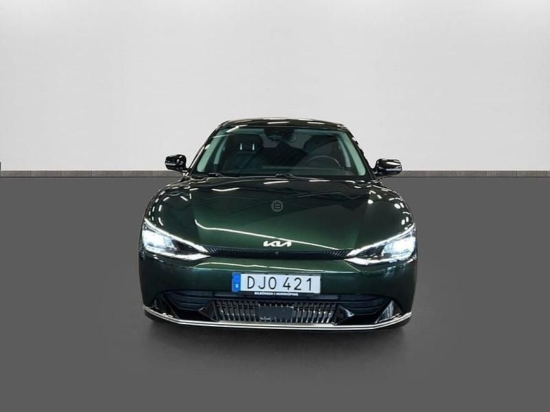 Begagnad Kia EV6 Plus 175 kW (239 HK) 2023 Grön SUV