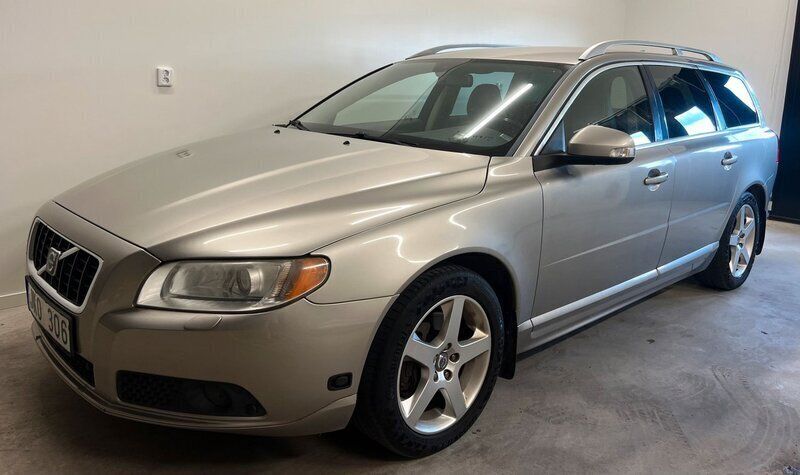 Ljusbrun Begagnad 2007 Volvo V70 Summum Kombi | 59 900 kr (Lite dyr) - Bild 1/4