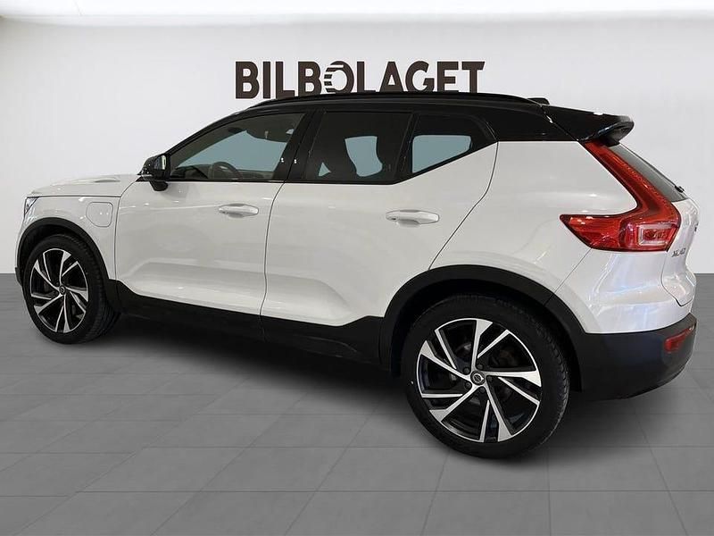 Begagnad Volvo XC40 R-Design 262 HK (192 kW) 2021 SUV