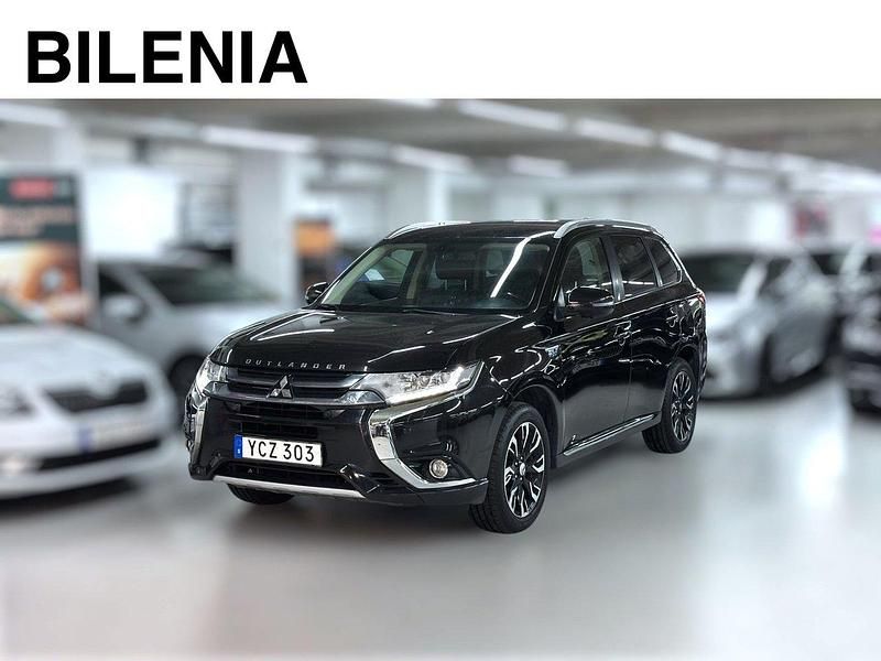 Svart Begagnad 2016 Mitsubishi Outlander P-HEV SUV | 139 900 kr (Marknadspris) - Bild 1/3