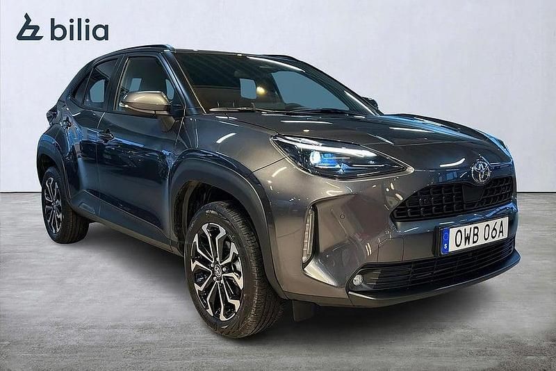 Ny Toyota Yaris Cross Active 92 HK (67 kW) 2025 Mörkgrå SUV