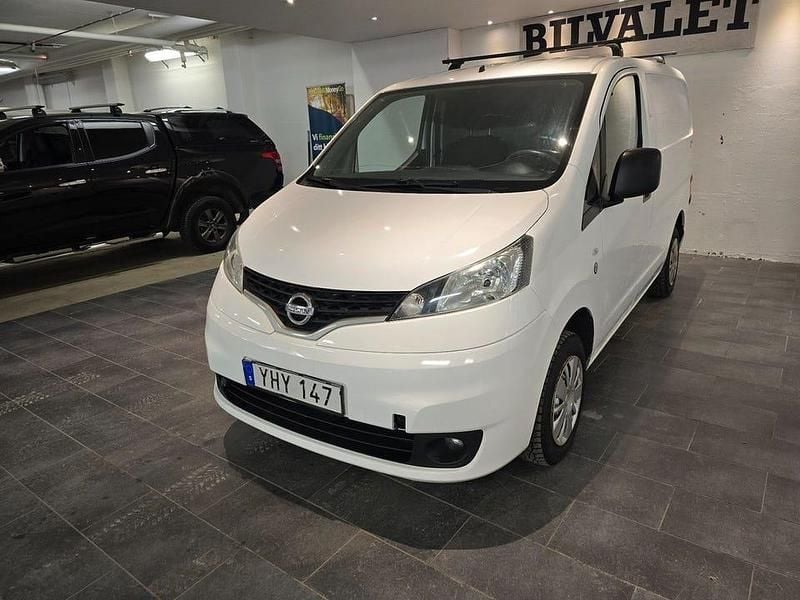 Begagnad Nissan NV200 90 HK (66 kW) 2017 Vit Minibuss