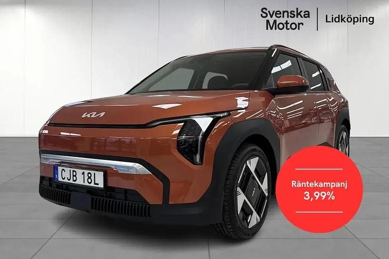 Orange Ny 2026 Kia EV3 Plus SUV | 491 400 kr - Bild 1/4