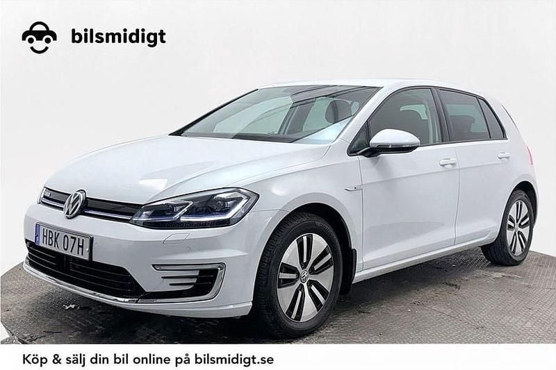 Vit Begagnad 2019 VW e-Golf Halvkombi | 179 800 kr (Marknadspris) - Bild 1/3