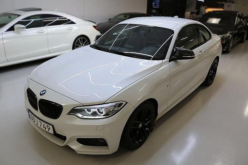 Begagnad BMW 220 M Sport 184 HK (135 kW) 2014 Vit Sportkupé