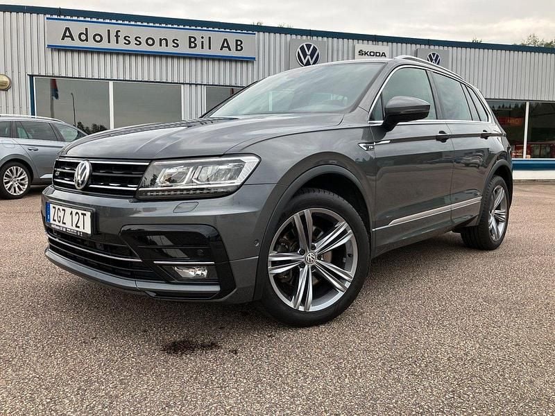 Grå Begagnad 2019 VW Tiguan R-line SUV | 278 000 kr (Lite dyr) - Bild 1/4