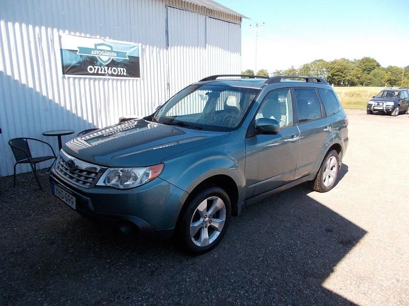 Ljusgrön Begagnad 2012 Subaru Forester SUV | 79 900 kr - Bild 1/4