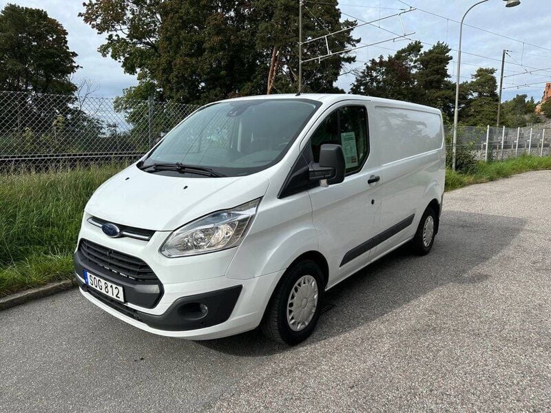 Vit Begagnad 2015 Ford Transit Custom Minibuss | 169 000 kr (Superpris) - Bild 1/4